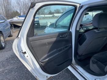 2011 chevrolet impala with 268719 miles for sale near elk-river, minnesota 05a80b4f881943bbaad03862c83255f2.jpg