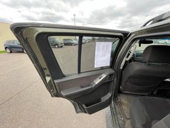 2005 nissan pathfinder xe-2wd with 199427 miles for sale near redwood-falls, minnesota 06443f6ecce541e28253100fc50c71d3.jpeg