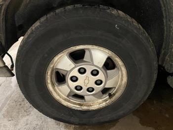 2003 chevrolet suburban 1500 with 332094 miles for sale near elk-river, minnesota 0645564804b04c538f35e5e0ae02d89d.jpg