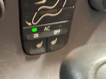 2007 volvo s40 2.4i with 170036 miles for sale near elk-river, minnesota 06716bffc38e442dad51c0718317f45f.jpeg