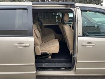 2014 dodge grand-caravan sxt with 279804 miles for sale near spring-lake-park, minnesota 06b415c46c45414c8b3eef1cfc017e4c.jpeg