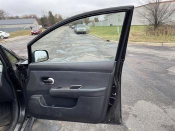 2008 nissan versa sel with 153012 miles for sale near elk-river, minnesota 06b88ccbff664d0f9b9302513ccc687f.jpg
