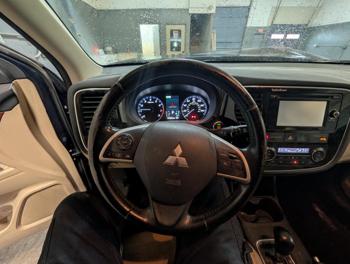 2015 mitsubishi outlander se-s-awc with 143041 miles for sale near elk-river, minnesota 06d5691abcec4ea38cb5a846bc01df42.jpg