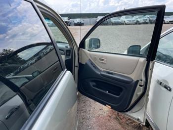 2001 toyota highlander v6-4wd with 177459 miles for sale near elk-river, minnesota 06fb8f6ed10b41bc903ba245a0c1fd73.jpeg