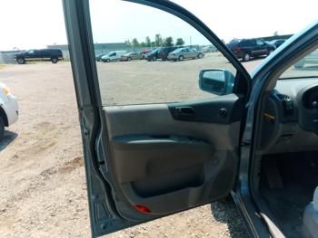 2006 kia sedona with 205890 miles for sale near elk-river, minnesota 07096907e43a493a8e0d92322c1729f6.jpg