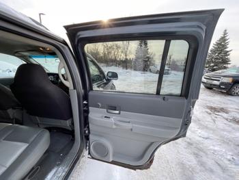 2007 dodge durango slt-4wd with 170556 miles for sale near fridley, minnesota 0773b0f35b1b40b1a2d68f9680310721.jpeg