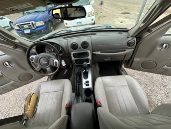 2005 jeep liberty limited-4wd with 158358 miles for sale near elk-river, minnesota 07c20863fec642aa88aed4c4c544638d.jpeg