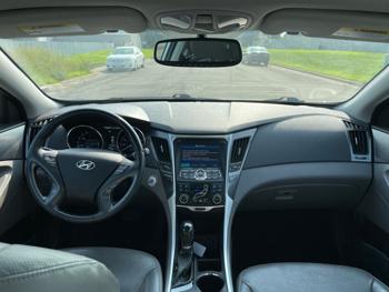 2011 hyundai sonata-hybrid sedan with 119130 miles for sale near elk-river, minnesota 092804bbe7a94517a1e6b014dde14b58.jpeg