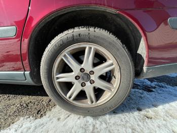 2004 volvo v70 2.5t with 189817 miles for sale near elk-river, minnesota 099351eec85441f19057928e627406d7.jpeg