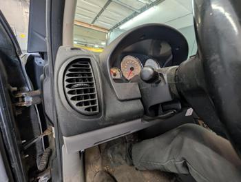 2004 saturn vue fwd-v6 with 165094 miles for sale near elk-river, minnesota 09b95bf482dc47b883d1acf313d6e85e.jpg