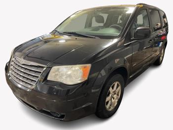 2008 chrysler town-and-country touring-signature with 172420 miles for sale near elk-river, minnesota 09da83b4bea742a19f52284b78ebe52f.jpg