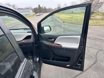 2015 toyota sienna limited-awd-7-passenger-v6 with 155568 miles for sale near elk-river, minnesota 0a1634b2c3b54ddaaaf2c93d238c86dd.jpeg