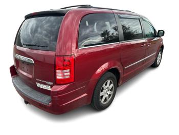 2010 chrysler town-&-country touring with 116441 miles for sale near elk-river, minnesota 0a26476e5a744b70a7c4abfda6be5ff5.jpg
