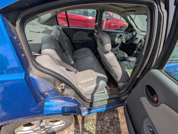 2004 saturn ion sedan-3 with 196187 miles for sale near elk-river, minnesota 0a279dc012cc4fe1a0affa63513d6b4a.jpg