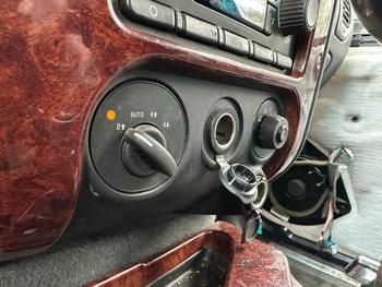 2007 gmc envoy xl-denali-4wd with 303329 miles for sale near elk-river, minnesota 0a44e86f9a194107ab1678471e74a453.jpg