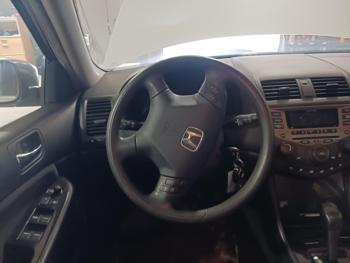 2006 honda accord lx-se-sedan-at with 168218 miles for sale near elk-river, minnesota 0a8b262ea6c1464395a717a1719a9f21.jpg