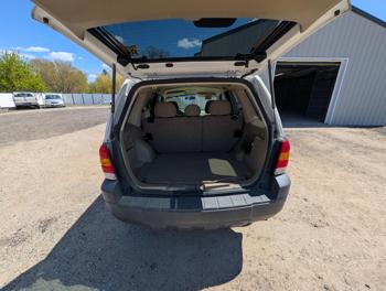 2005 ford escape xlt-4wd with 181896 miles for sale near elk-river, minnesota 0aafb23d98594af6932007dbc5210bb9.jpg