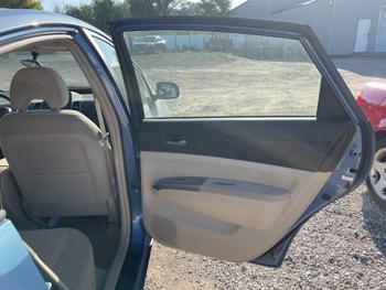 2005 toyota prius 4-door-liftback with 157900 miles for sale near elk-river, minnesota 0b0d07ab36e34f85ab4ea83a58bce866.jpeg