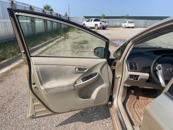 2011 toyota prius with 252410 miles for sale near elk-river, minnesota 0b2f5b3ca70342a2a2f9ac6d940d1d42.jpeg