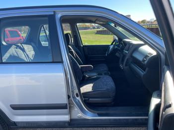 2003 honda cr-v lx-4wd-4-spd-at with 187107 miles for sale near rochester, minnesota 0b6469bcc9234a9ca625aa9f86a2d028.jpeg