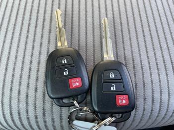 2013 toyota rav4 xle-awd with 93773 miles for sale near elk-river, minnesota 0b6726883949430d8b69b24bc4802b19.jpeg