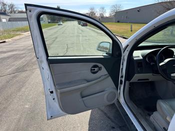 2006 chevrolet equinox lt-awd with 186388 miles for sale near elk-river, minnesota 0b7bf03cca2b4c568f1a42a908a267c6.jpeg