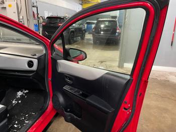2012 toyota yaris 5-door-le with 110907 miles for sale near elk-river, minnesota 0b95552b772441fa8e465fca572960fe.jpg