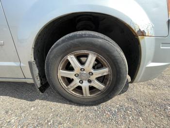 2008 chrysler town-&-country touring with 237369 miles for sale near elk-river, minnesota 0c283cbba54c40858f87fe0efe785a67.jpeg