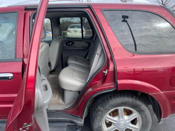 2007 buick rainier cxl-awd with 161205 miles for sale near clearwater, minnesota 0c4b778102ab49b9bfcb1438909fcc7d.jpeg