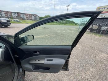 2006 toyota prius 4-door-liftback with 142541 miles for sale near elk-river, minnesota 0cbe48ae80304067a528b3222795ee85.jpeg