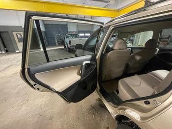 2006 toyota rav4 base-i4-4wd with 175445 miles for sale near elk-river, minnesota 0cfa2c09e02b4156b2963029d65c4919.jpeg