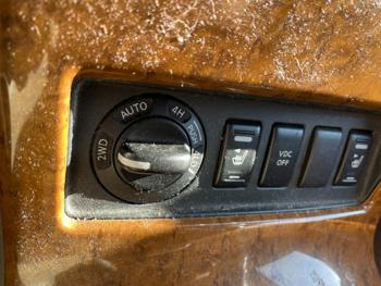 2005 nissan pathfinder xe with 258980 miles for sale near elk-river, minnesota 0d22286203a94918845e5c66c6e307d8.jpg