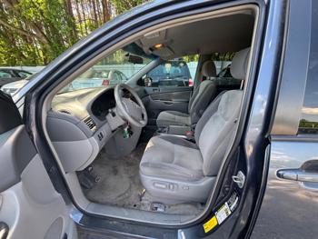 2007 toyota sienna ce-fwd-7-passenger with 198735 miles for sale near elk-river, minnesota 0d742b8bd1624c84b1cabdf23ae6984f.jpeg