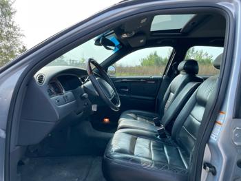 2002 lincoln town-car signature with 144823 miles for sale near elk-river, minnesota 0d99747d8afe4046ad982d58501e90f5.jpeg