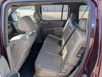 2011 honda pilot ex-l-4wd-5-spd-at with 153904 miles for sale near elk-river, minnesota 0eda41abf96c4478bc1a6cebd6ee362c.jpg