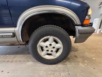 1999 chevrolet blazer 4-door-4wd with 195804 miles for sale near elk-river, minnesota 0fb5677082c74ae4989b4d65e01298f4.jpeg