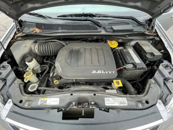 2016 chrysler town-&-country touring-l with 141316 miles for sale near elk-river, minnesota 100d91e725664eae9aa48812d8c64cc1.jpeg