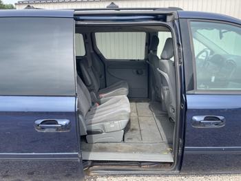 2006 dodge grand-caravan sxt with 159974 miles for sale near elk-river, minnesota 1038d9ba9d994a46b108cbcdaeb2e14d.jpeg