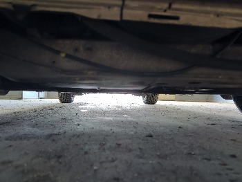 1999 volvo s70 base with 207747 miles for sale near elk-river, minnesota 105435_16_undercar_front.jpg