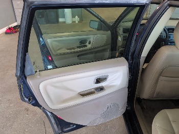 1999 volvo s70 base with 207747 miles for sale near elk-river, minnesota 105435_25_drv_rear_door_panel.jpg