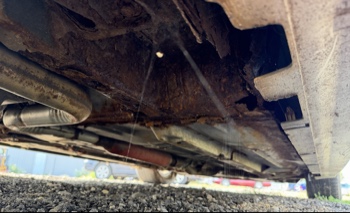 2006 pontiac grand-prix base with 237218 miles for sale near elk-river, minnesota 106150_20_undercar_rear_pass.jpg