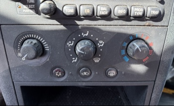 2006 pontiac grand-prix base with 237218 miles for sale near elk-river, minnesota 106150_40_climate_control.jpg