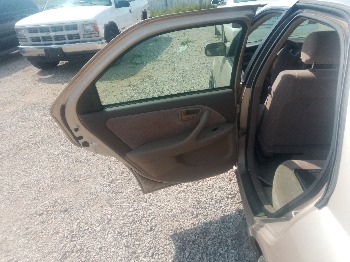 1998 toyota camry ce with 167444 miles for sale near elk-river, minnesota 106270_25_drv_rear_door_panel.jpg