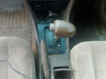 1998 toyota camry ce with 167444 miles for sale near elk-river, minnesota 106270_41_shifter.jpg