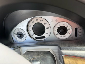 2008 mercedes-benz e-class e350-luxury for sale near elk-river, minnesota 106283_43_gauge_cluster.jpg
