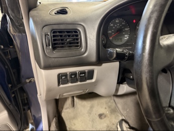 2002 subaru forester s with 147178 miles for sale near elk-river, minnesota 106294_37_left_of_steering_wheel.jpg