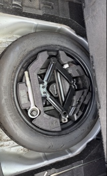 2013 subaru impreza base-5-door with 166153 miles for sale near elk-river, minnesota 106296_27_spare_tire.jpg