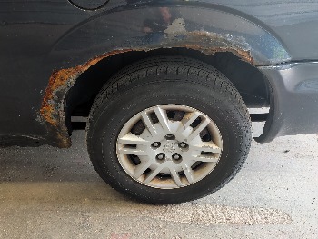 2007 dodge grand-caravan se with 257664 miles for sale near elk-river, minnesota 106297_13_rear_drv_wheel.jpg