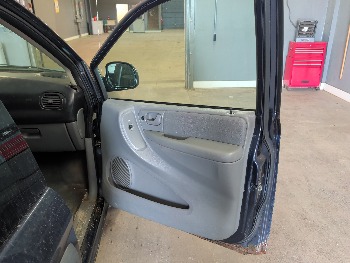 2007 dodge grand-caravan se with 257664 miles for sale near elk-river, minnesota 106297_32_passenger_door_panel.jpg