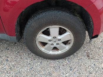 2011 ford escape xlt-fwd with 245967 miles for sale near elk-river, minnesota 106304_15_front_pass_wheel.jpg